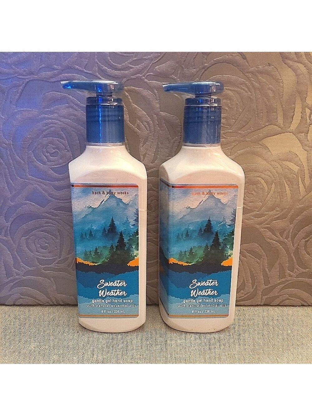 Bath & Body Works 2 Sweater Weather Gel Hand Soaps